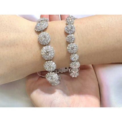30.00 Carat Round Brilliant Diamond Circle Link Halo Bracelet-Time and Carat