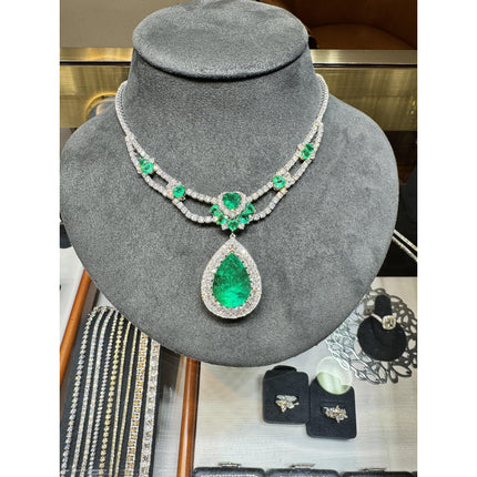 45.58 Carat Colombian Emerald Diamond Chandelier Drop Necklace Heart Emerald Tennis Chain-Time and Carat