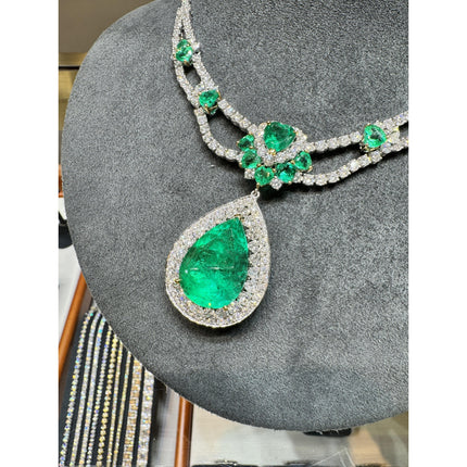 45.58 Carat Colombian Emerald Diamond Chandelier Drop Necklace Heart Emerald Tennis Chain-Time and Carat