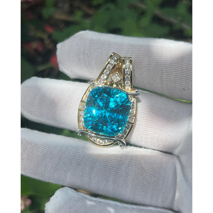 50 Carat Cushion Cut Greenish Blue Zircon Princess Round Diamond Pendant Necklace Platinum 18K Gold-Time and Carat
