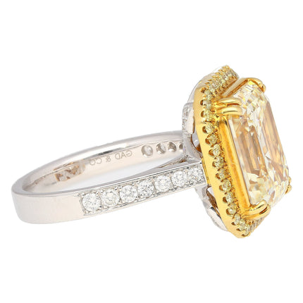 7.25 Carat Emerald Cut Fancy Light Yellow Diamond Round Diamond Ring 18K White Yellow Gold Two-Tone-Time and Carat