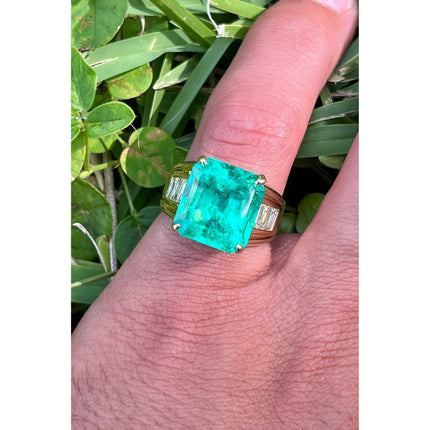 8.64 Carat Emerald Cut Colombian Emerald Baguette Diamond Ring 18K Yellow Gold Unisex Channel Setting-Time and Carat