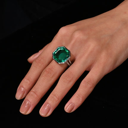 AGL Certified 17 Carat Octagonal Cut Minor Oil Colombian Emerald Ring