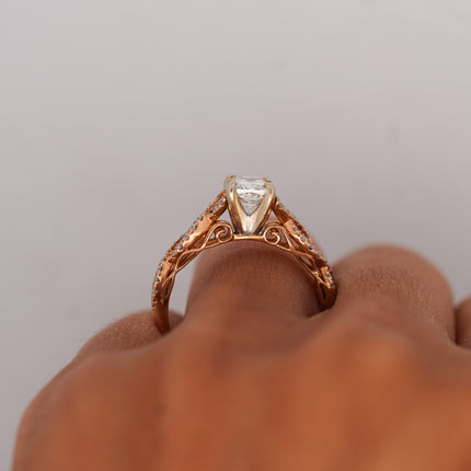 1.06ctw Cushion Diamond Twisted Shank Ring 14K Rose Gold | GIA