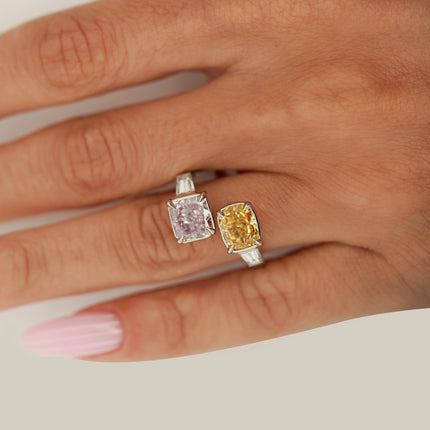 3.92ctw Fancy Diamond Cushion Toi et Moi Platinum Ring | GIA