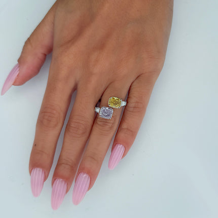 3.92ctw Fancy Diamond Cushion Toi et Moi Platinum Ring | GIA