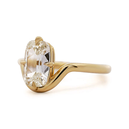 1.50ct Cushion J/SI1 Diamond Solitaire 18K Gold Compass Curve Solitaire Ring | GIA